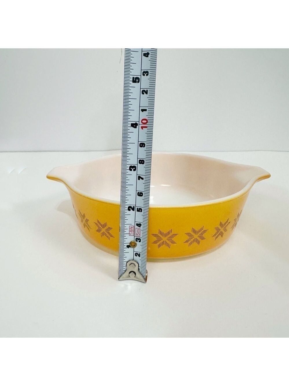 Pyrex Town & Country Cross Stitch Star Orange Casserole Dish With Lid - Picture 10 of 13